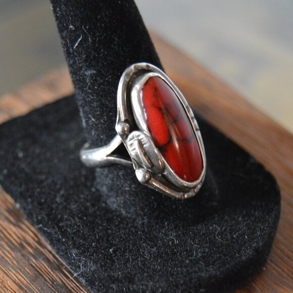 Jewelry - Vintage Sterling Silver and Red Cabochon Ring, Size 9